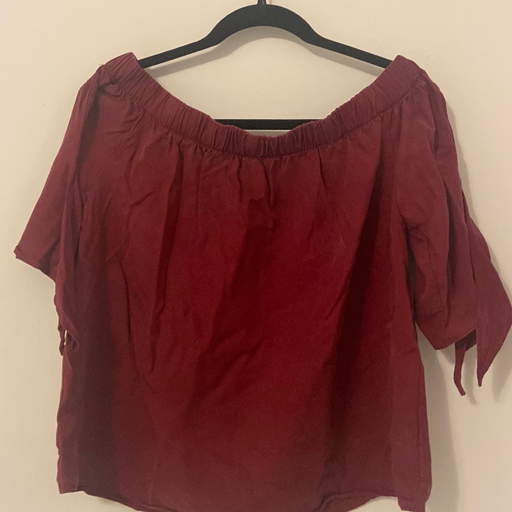Francesca’s Maroon Off the Shoulder Blouse - Size Medium